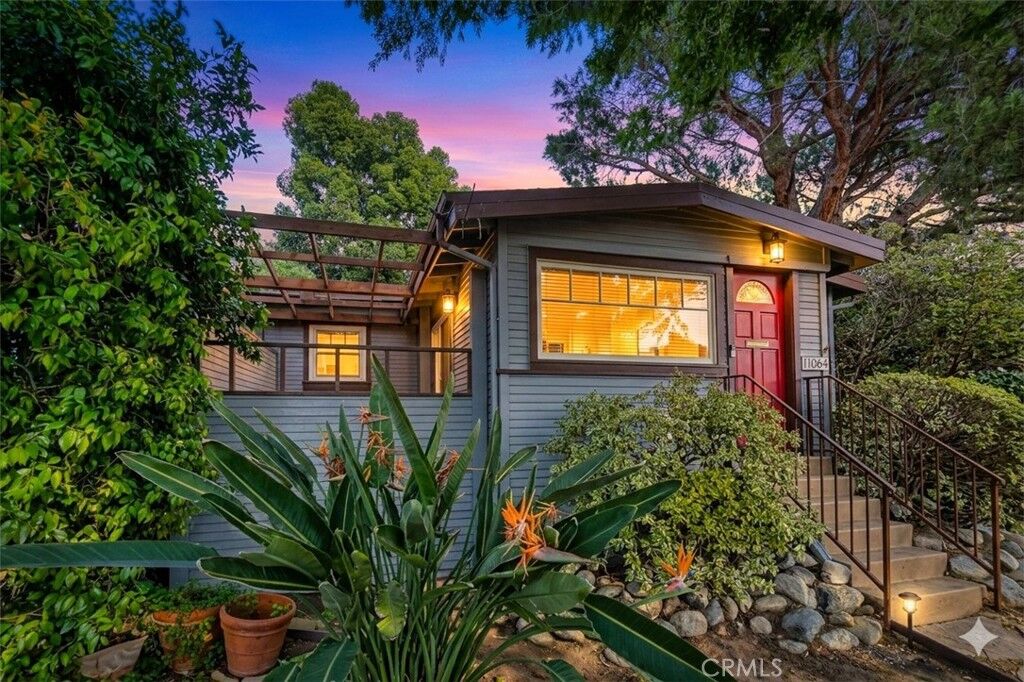 Property Photo:  11064 Plainview  CA 91042 