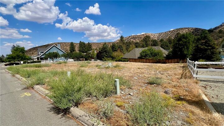 Property Photo:  5419 Pacific Crest Drive  CA 92397 