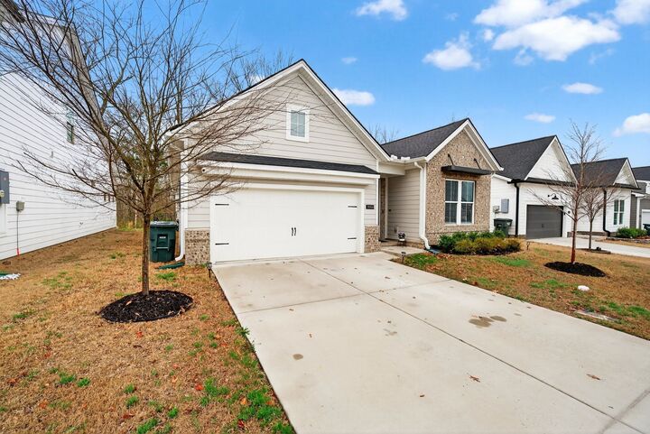 Property Photo:  2014 Crossings Creek Pl  TN 37013 