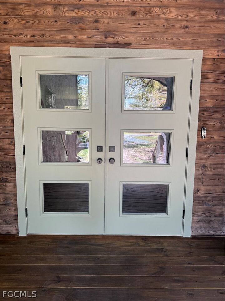 Property Photo:  18670 Telegraph Creek Lane  FL 33920 