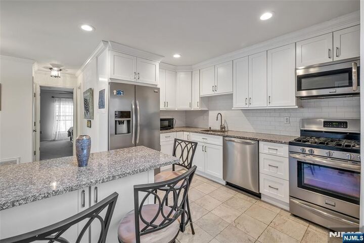 Property Photo:  181 Long Hill Road 8-12  NJ 07424 