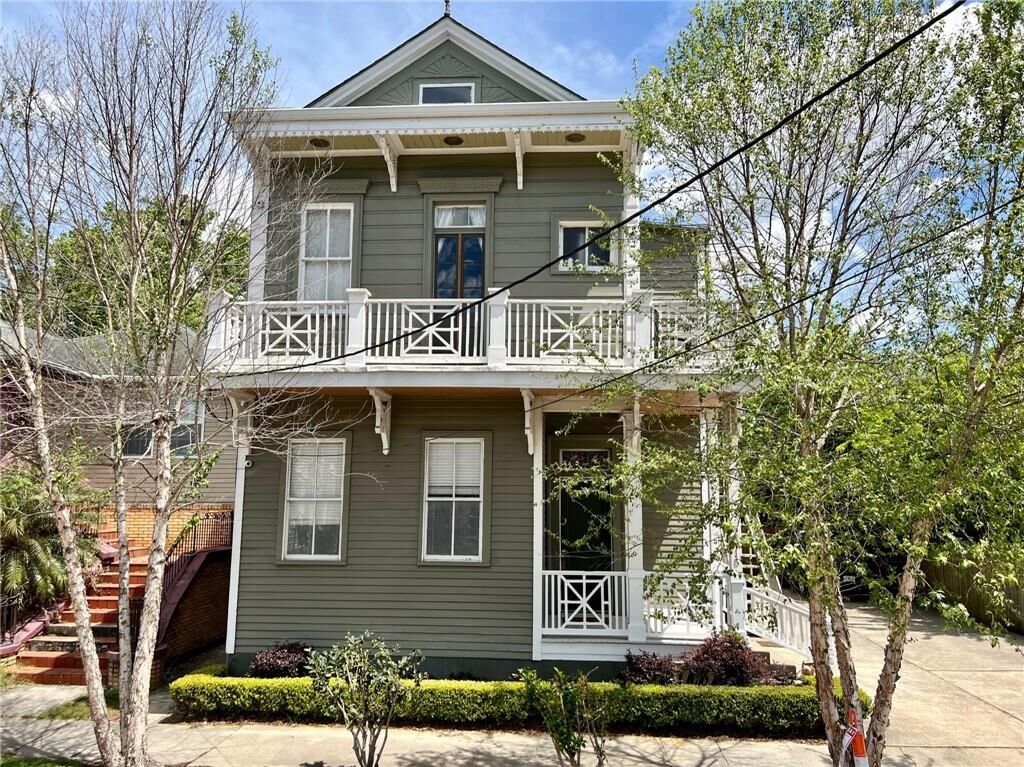 Property Photo:  2415 Columbus Street  LA 70119 