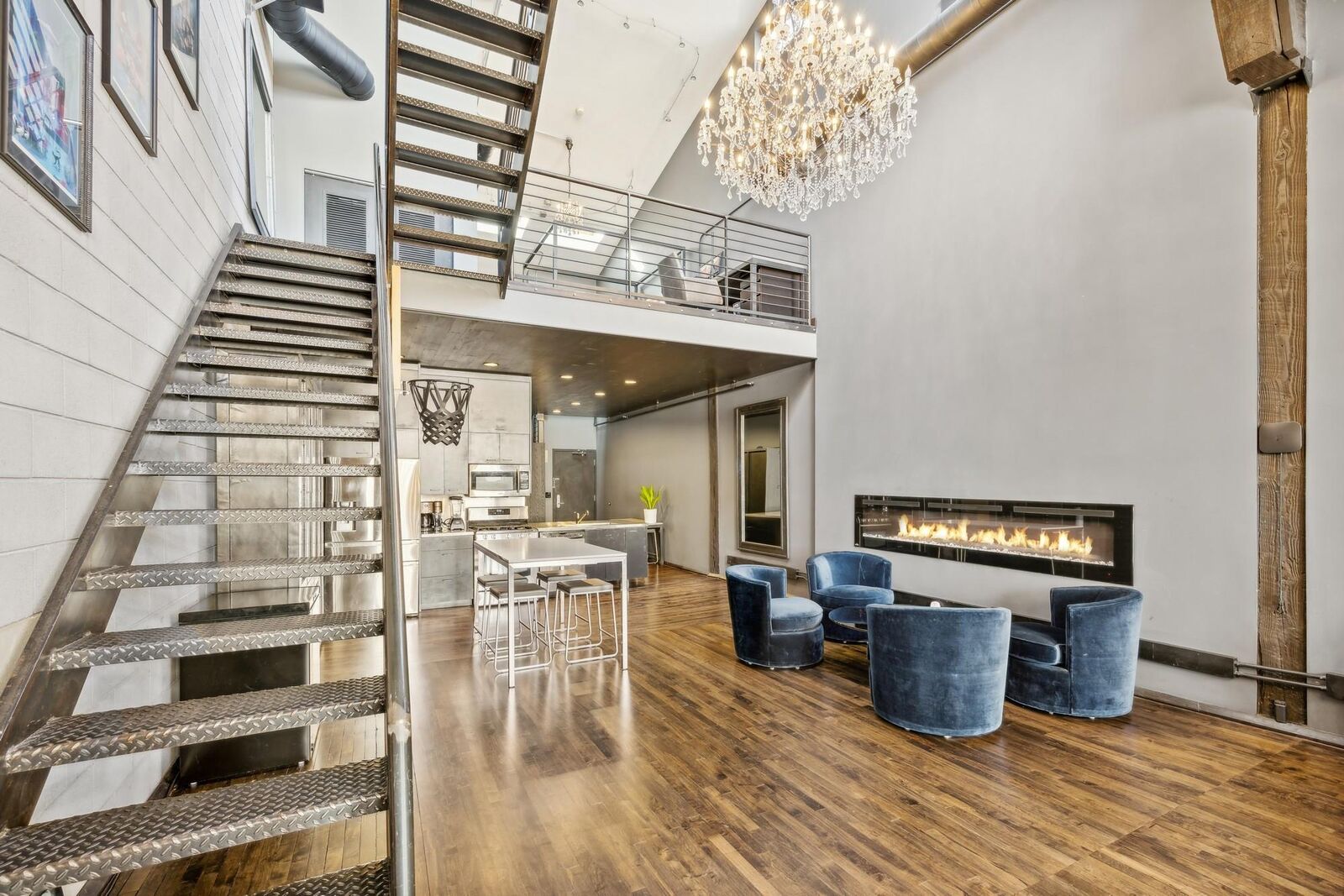 Property Photo:  801 Washington Avenue N 320  MN 55401 