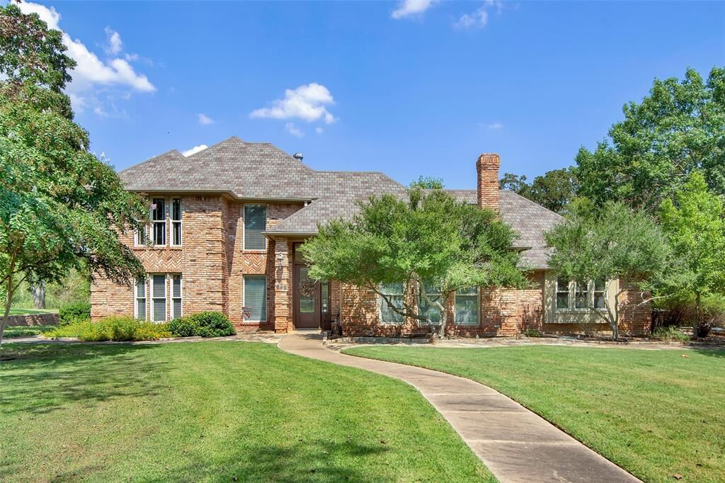 Property Photo:  649 Anderson Road  TX 76273 