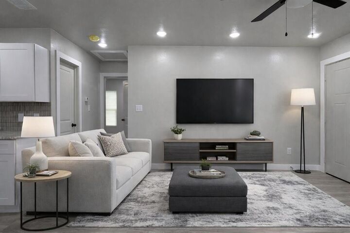 Property Photo:  2703 Marjorie Avenue  TX 75216 