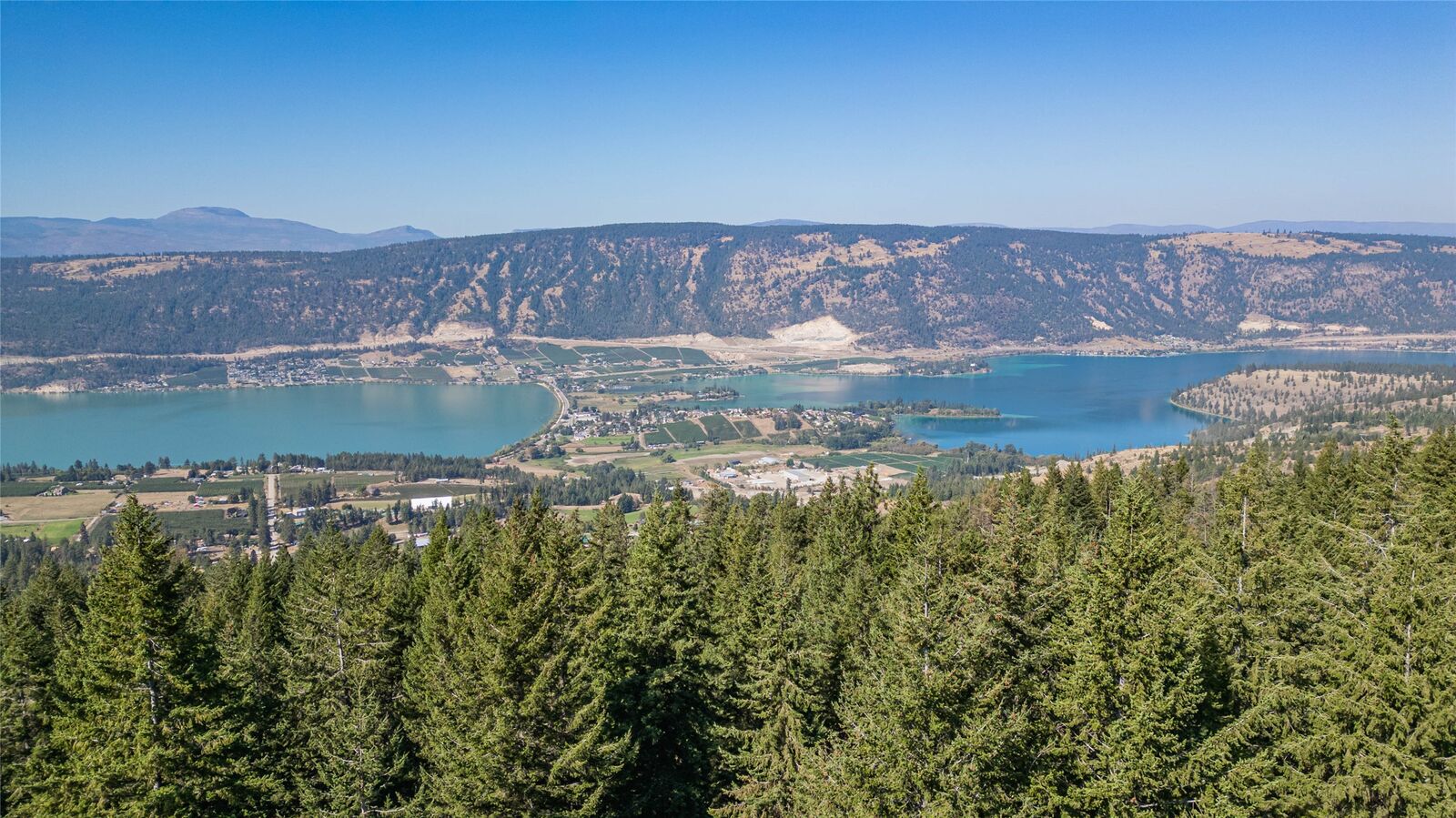 Property Photo: 6051 Oyama Lake Road BC V4V 2C9