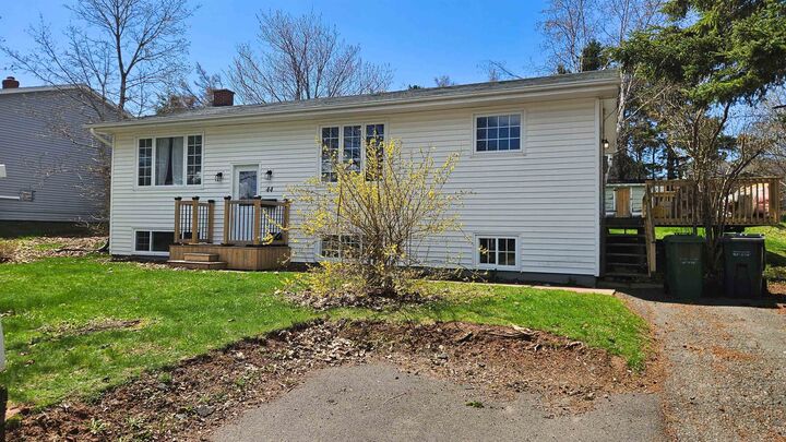 Photo de la propriété: 44 Westcomb Crescent PE C1C 1B3