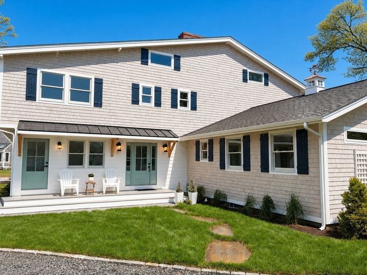 Property Photo:  531 Menauhant Rd  MA 02536 
