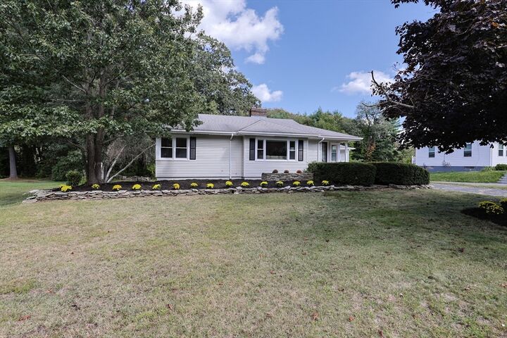 Property Photo: 256 S Main St MA 01747