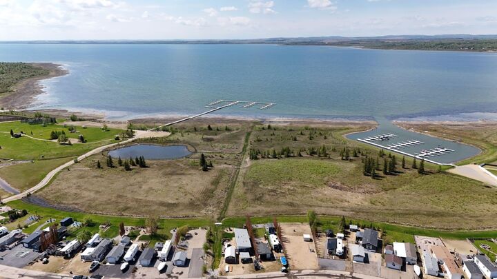 Property Photo: 10046 Township Road 422 Road 205 AB T4J 1V9