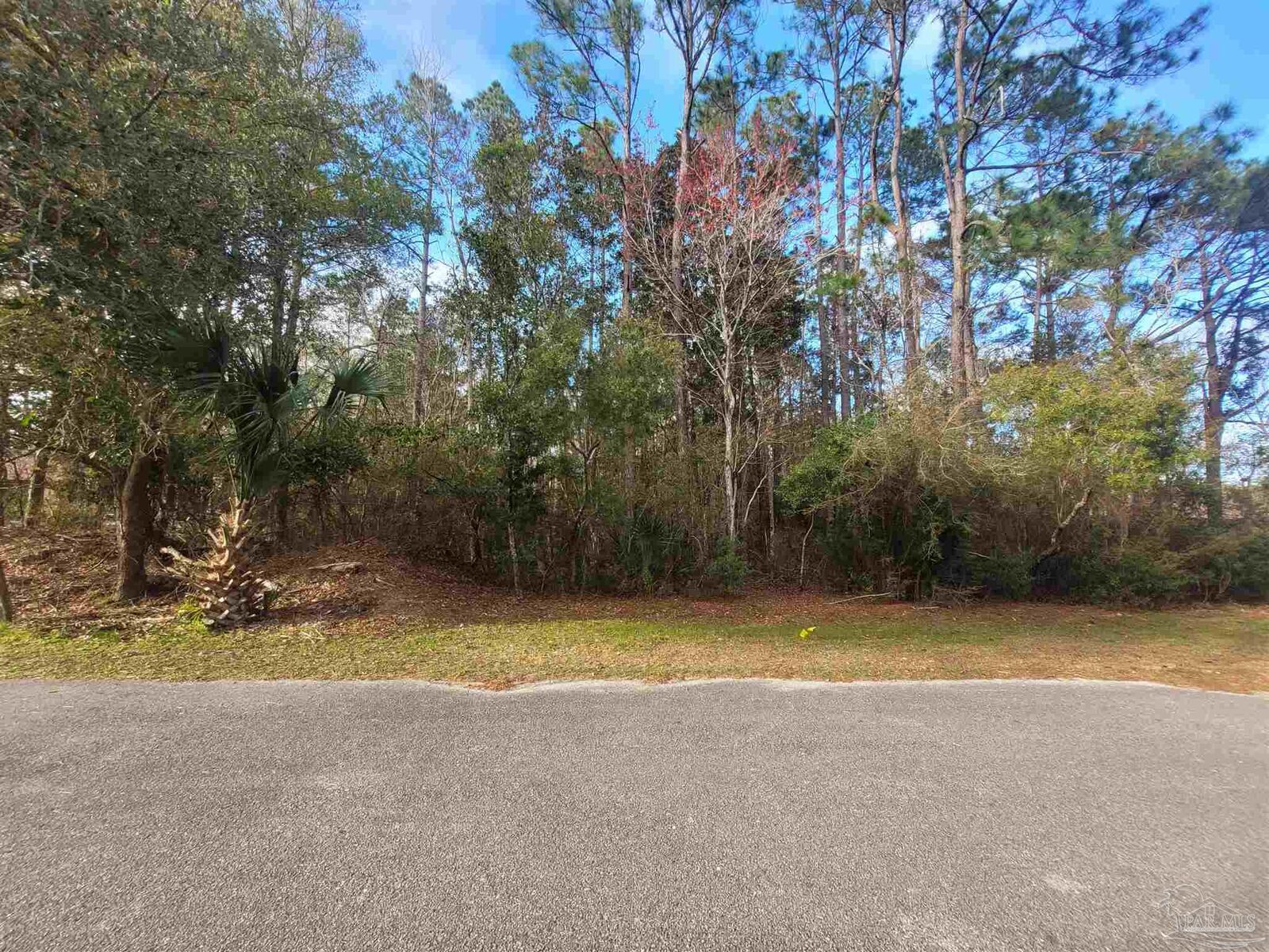 Property Photo:  8100 Pond Valley Dr  FL 32506 