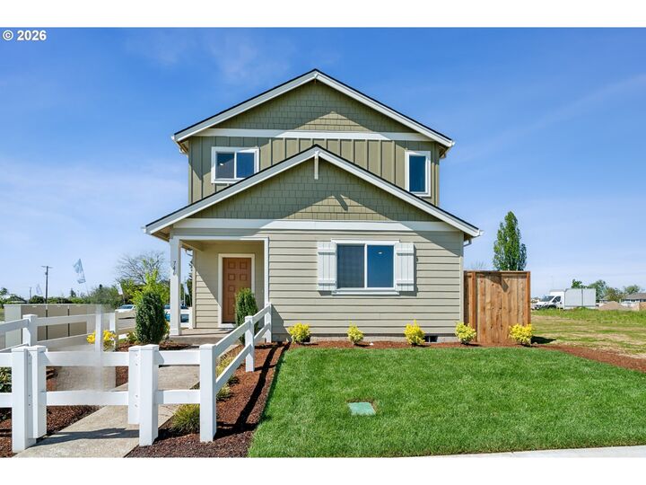 Property Photo:  746 Merriott Ln  OR 97071 