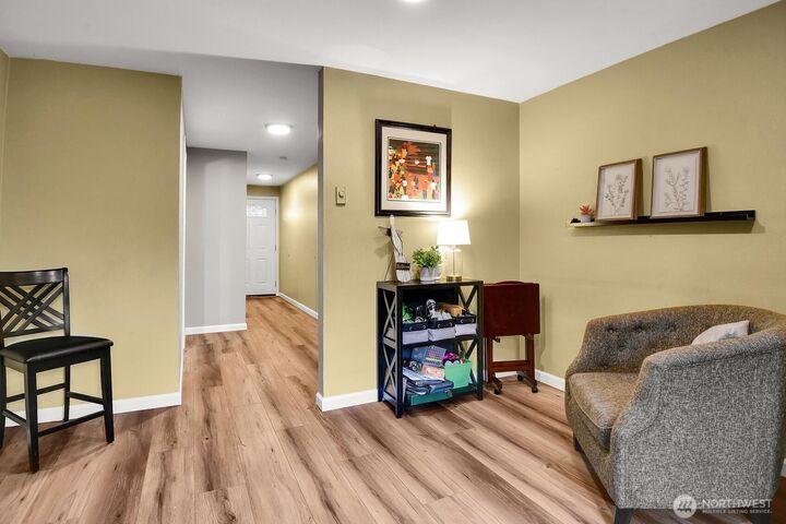 Property Photo:  21225  76th Avenue W A4  WA 98026 