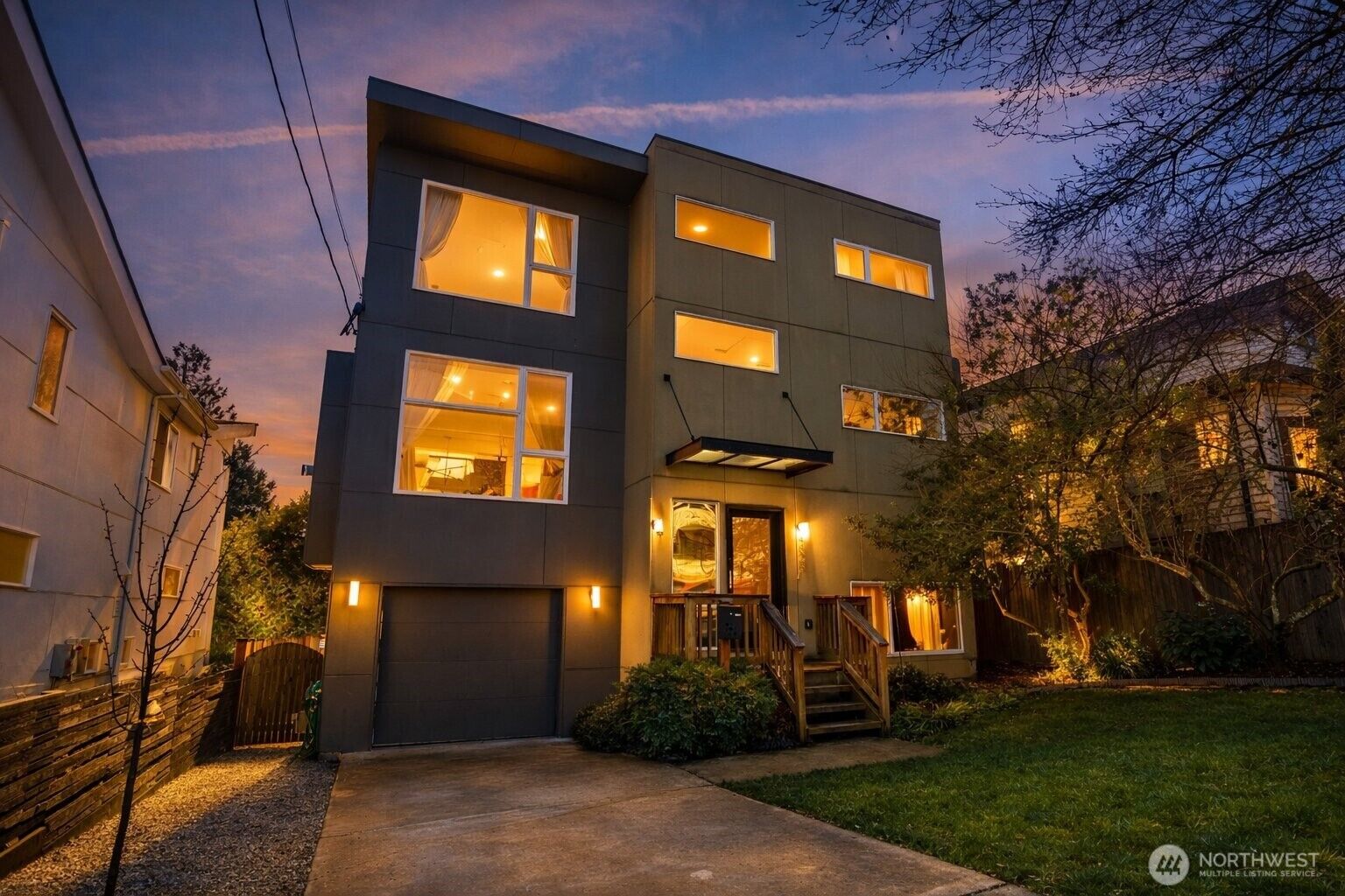 Property Photo:  4825 S Othello Street  WA 98118 