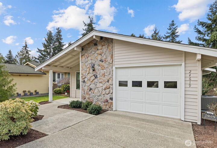 Property Photo:  24619  12th Avenue S  WA 98198 