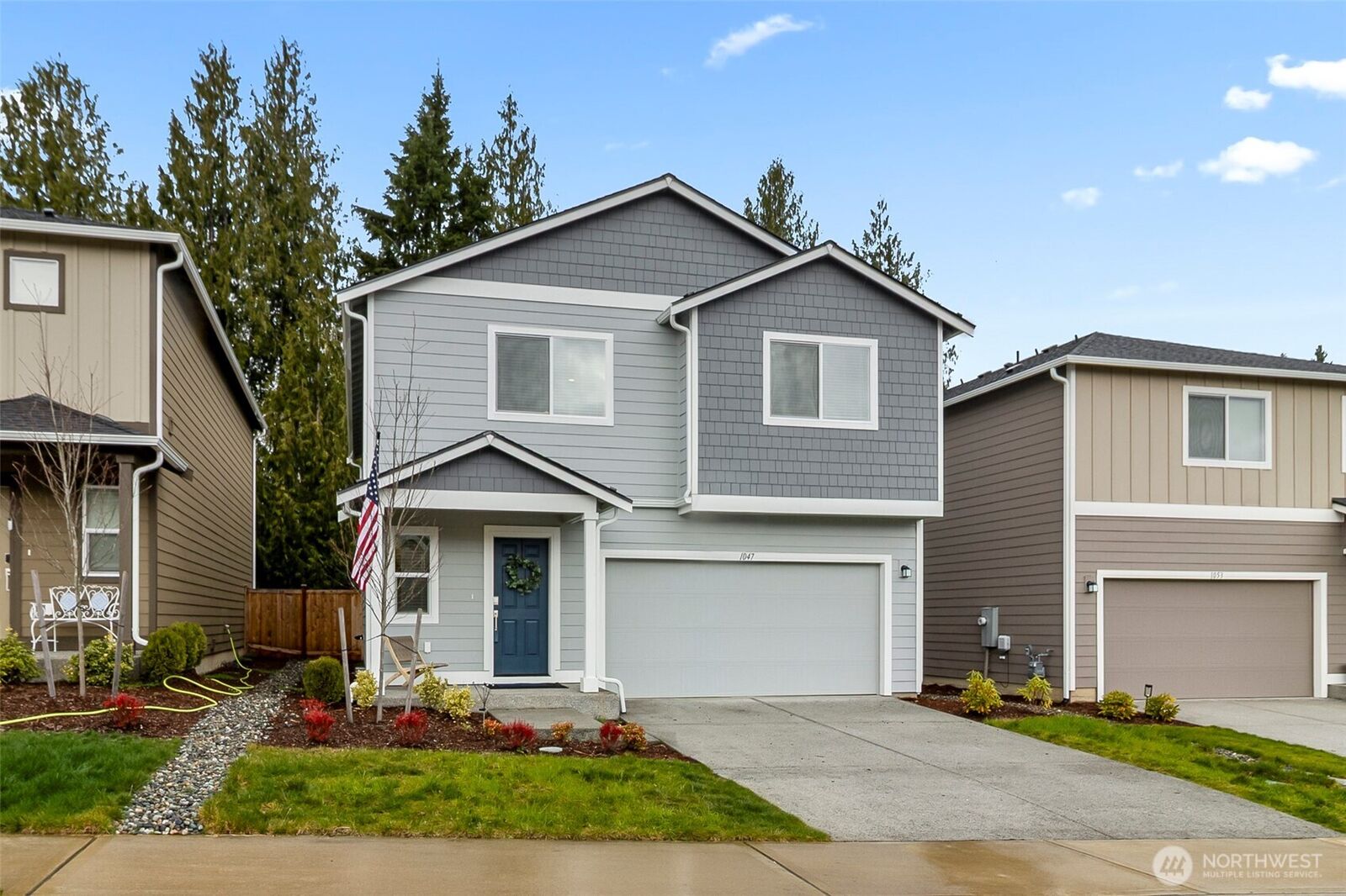 Property Photo:  1047  17th Avenue  WA 98294 