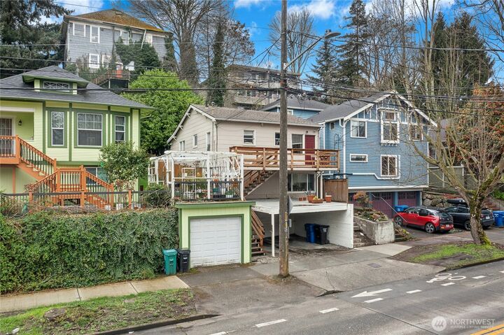 Property Photo: 1537 15th Avenue S WA 98144