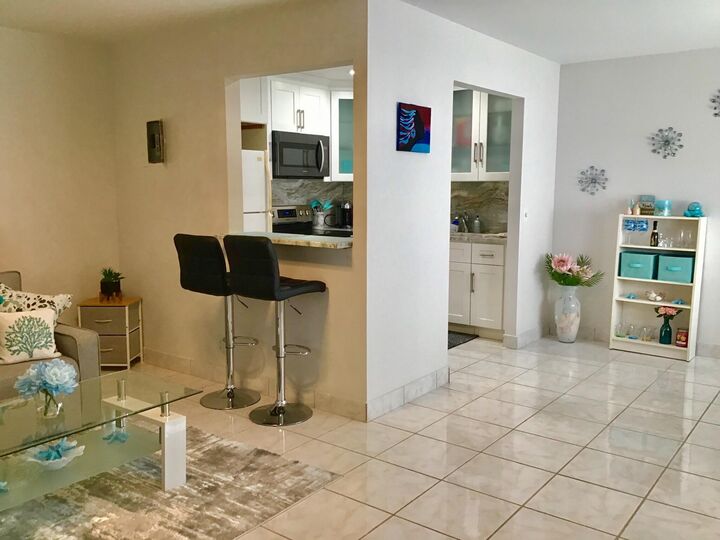 Property Photo: 239 Brittany E FL 33446