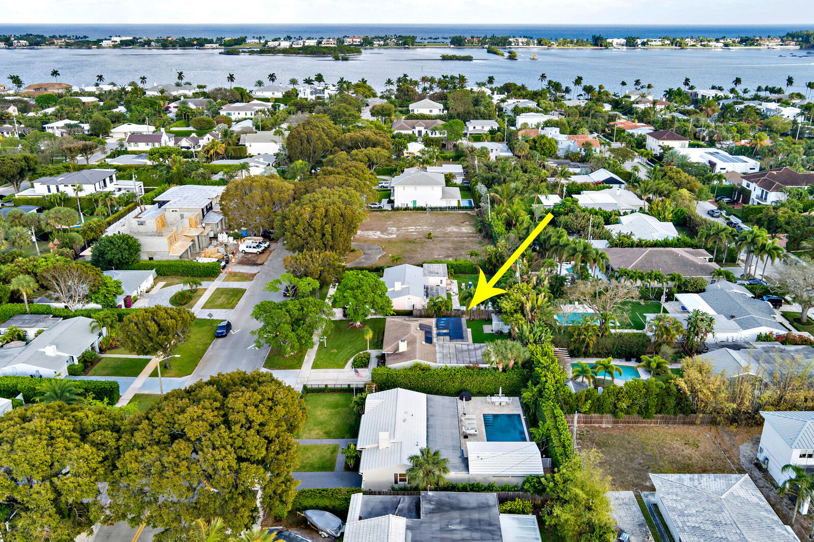 Property Photo: 246 Forest Hill Boulevard FL 33405