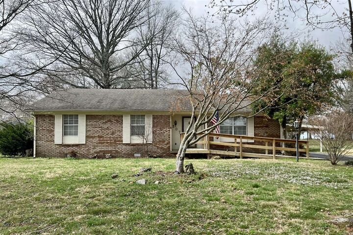 Property Photo:  207 Spence Lane  KY 42134 