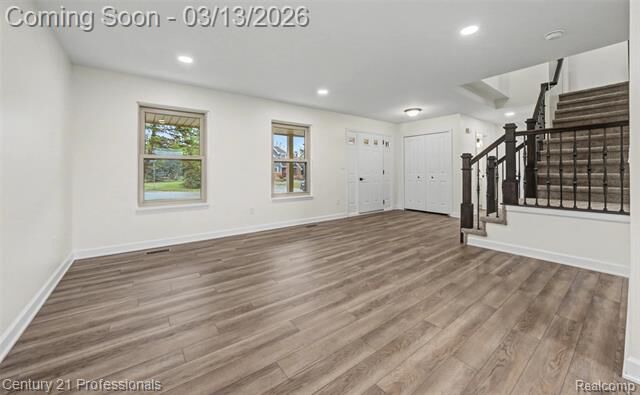 Property Photo:  351 Coldiron Drive  MI 48307 