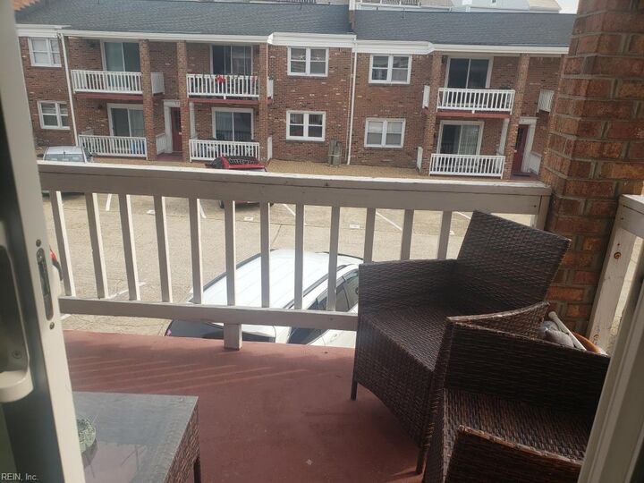 Property Photo: 828 E Ocean View Ave 7 VA 23503