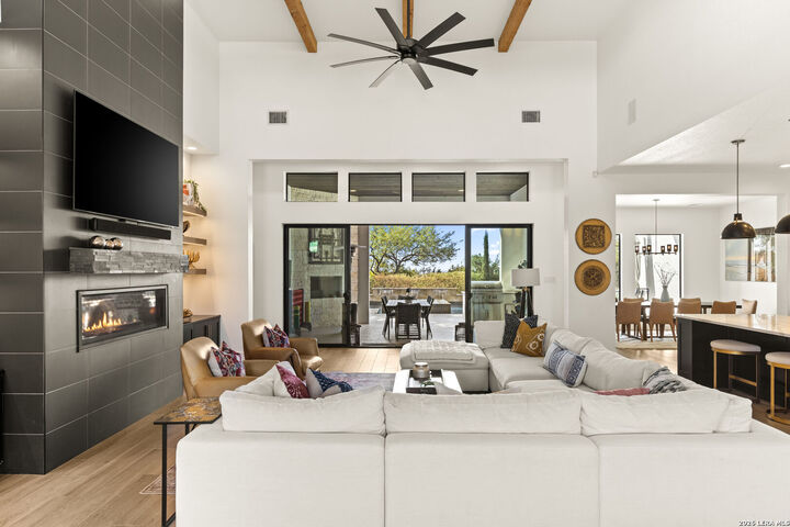 Property Photo:  23007 Daniel  TX 78255 