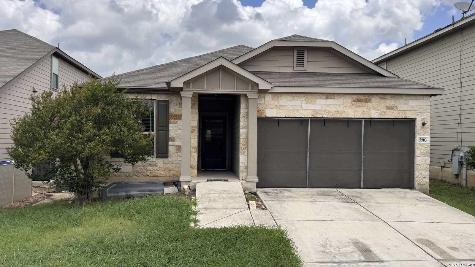 Property Photo: 5903 Tranquil Dawn TX 78218