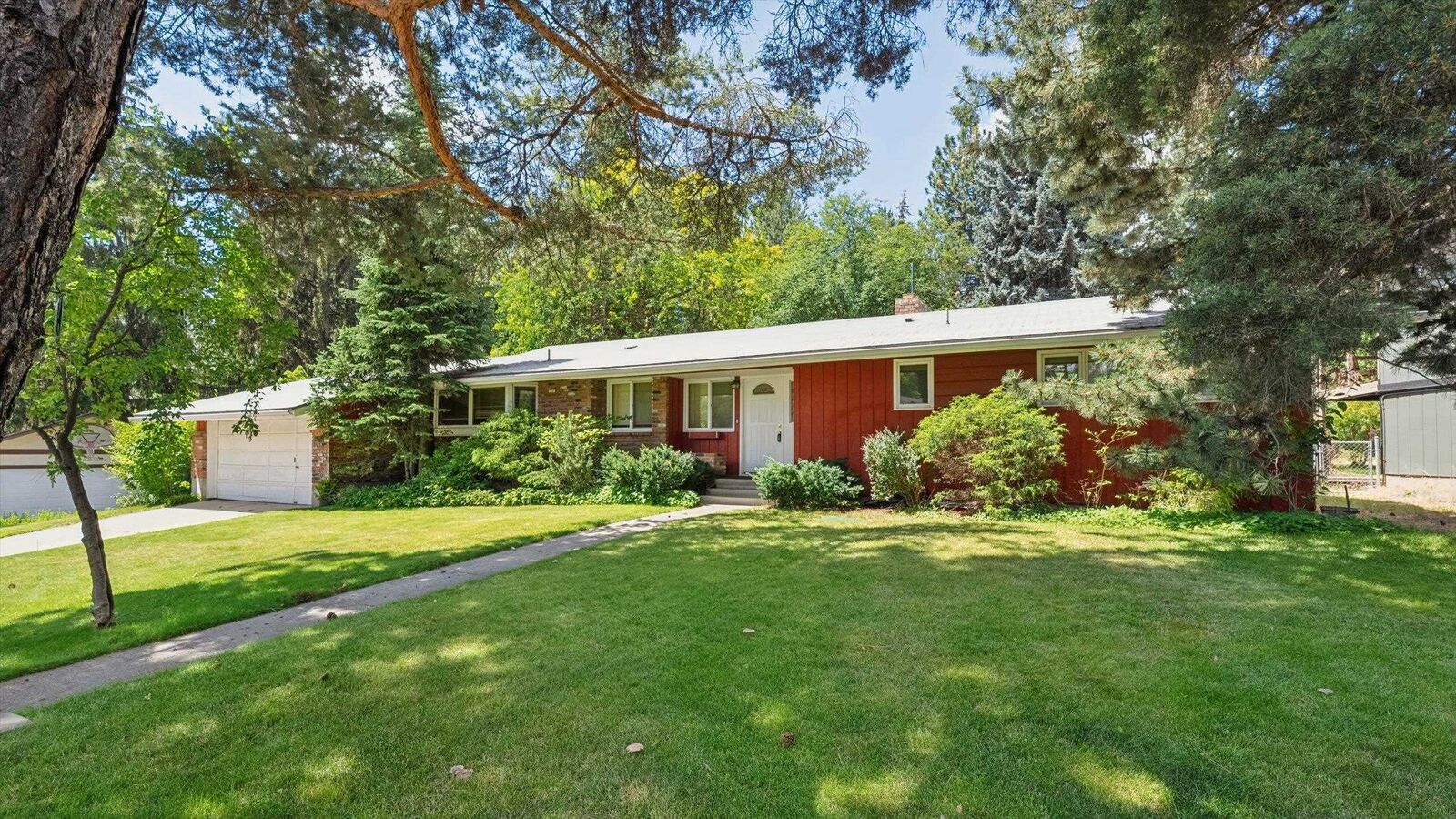 Property Photo:  4303 N Ella Rd  WA 99212 