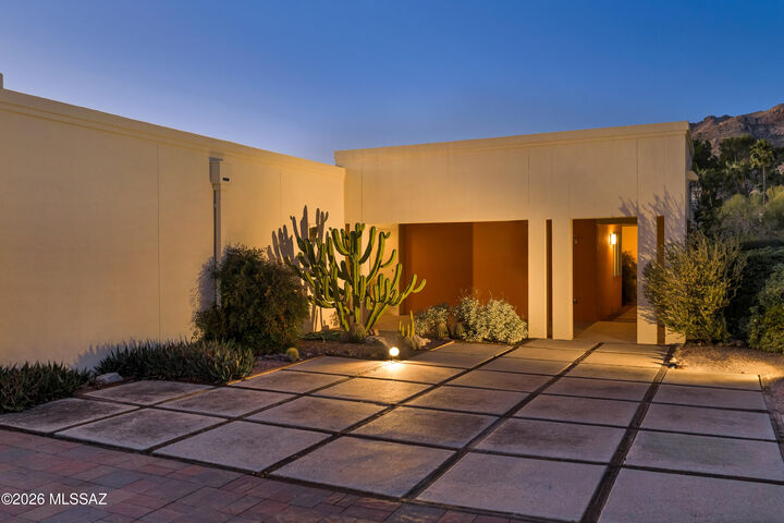 Property Photo:  4941 E Mission Hill Place  AZ 85718 