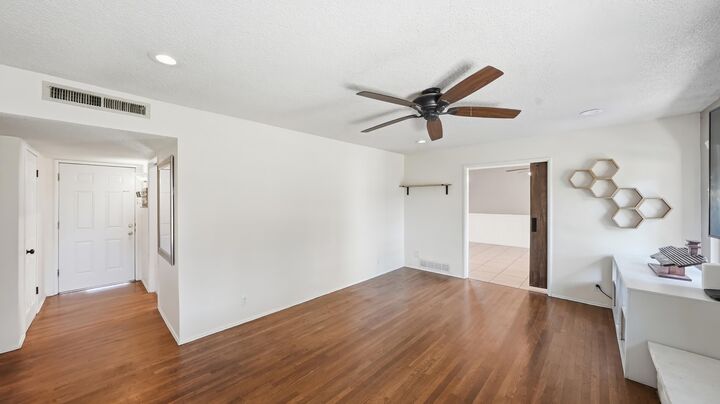 Property Photo:  2607 W Dartmouth Avenue  CA 93277 