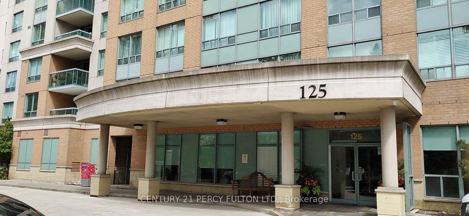 Property Photo:  125 Omni Drive 528  ON M1P 5A9 