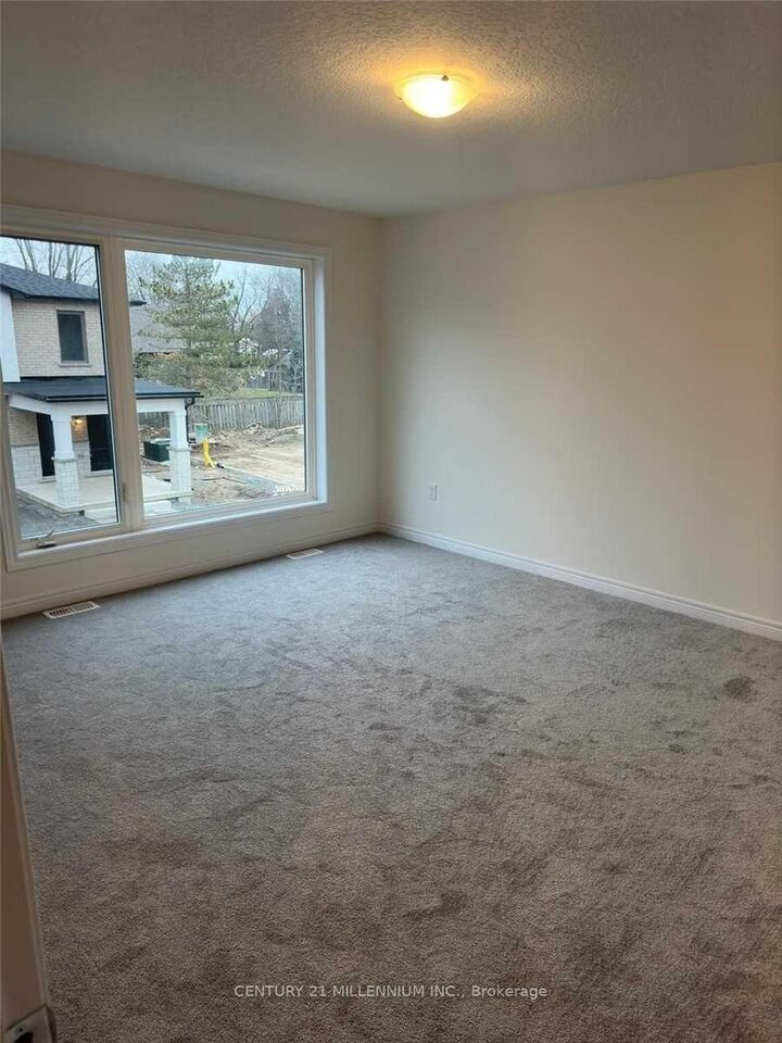 Property Photo:  7 Alayche Trail  ON L3C 0J7 