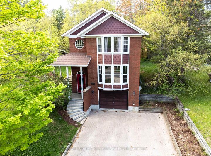Property Photo: 21 Birchwood Drive ON P0A 1Z0