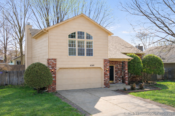 Property Photo:  6309 S Date Avenue  OK 74011 