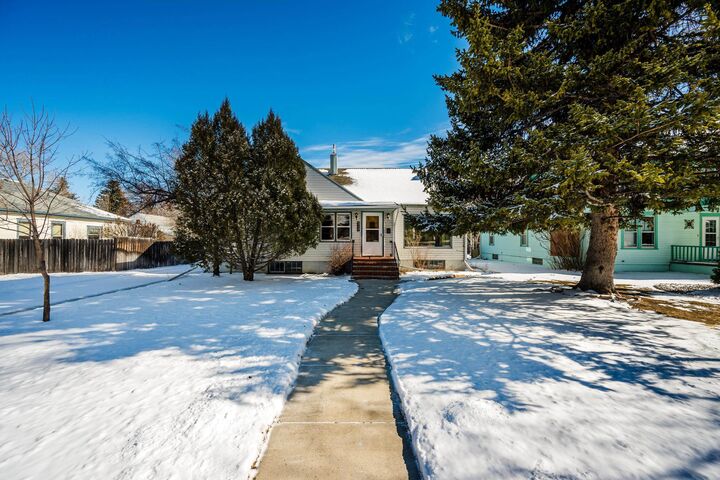 Property Photo:  517 N Adams Avenue  WY 82834 