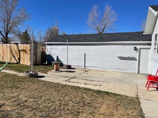 Property Photo:  929 E 12th Streets  WY 82601-3825 