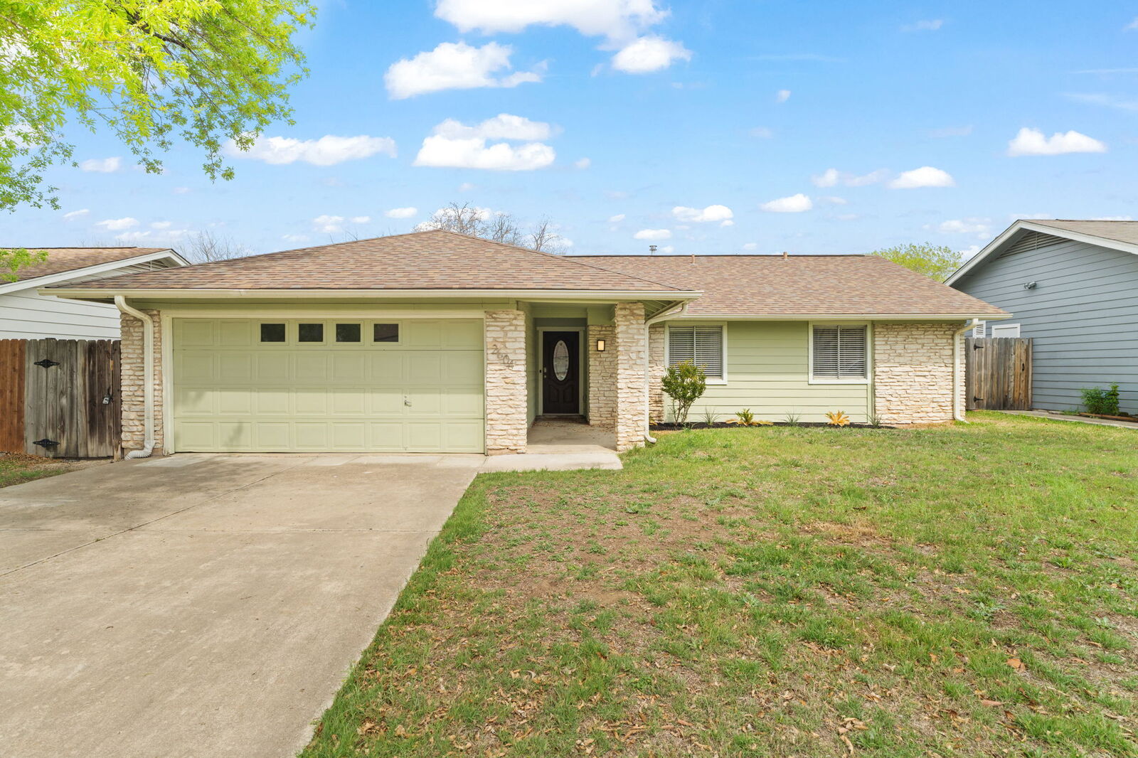 Property Photo: 2604 Cockburn Drive TX 78745