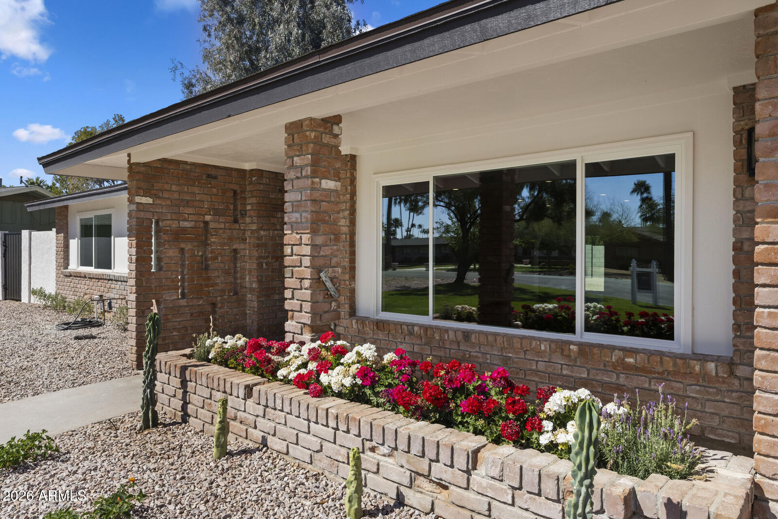 Property Photo:  519 N Redondo Drive N  AZ 85340 