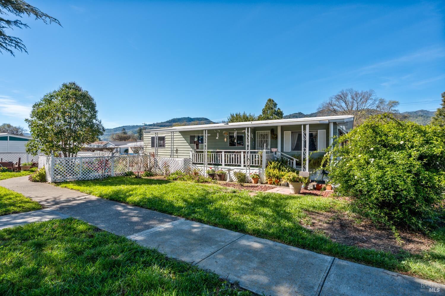 Property Photo:  660 Leslie Street 80  CA 95482 