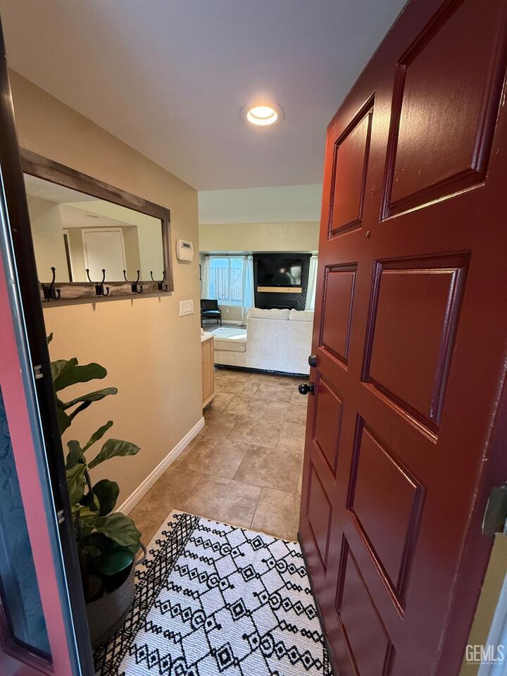 Property Photo:  3708 Meade Court  CA 93309 