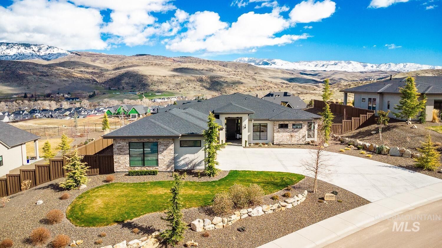 Property Photo:  11500 N 17th Way  ID 83714 