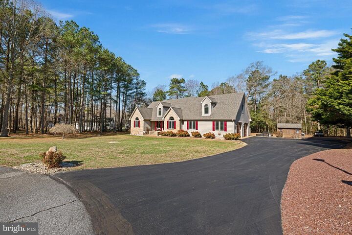 Property Photo:  4 Hidden Hills Court  DE 19973 