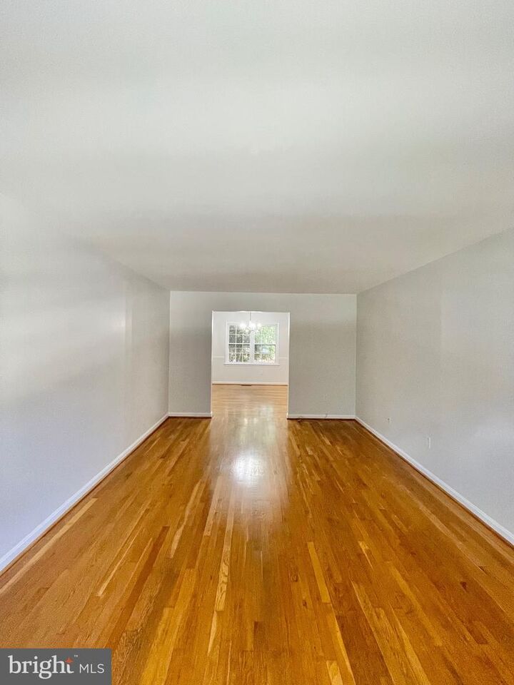 Property Photo:  1556 Bruton Court  VA 22101 