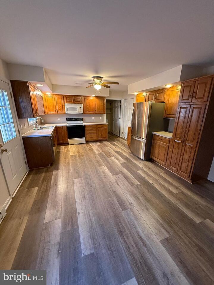 Property Photo: 609 Chicory Spring Court PA 17268