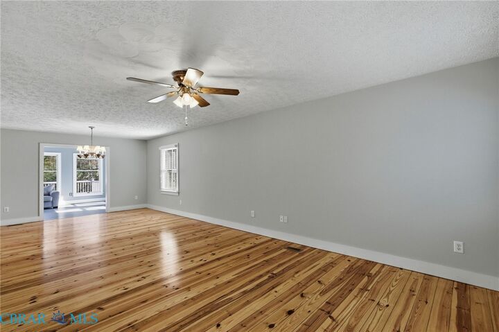 Property Photo:  76 Ponds Edge  VA 23035 