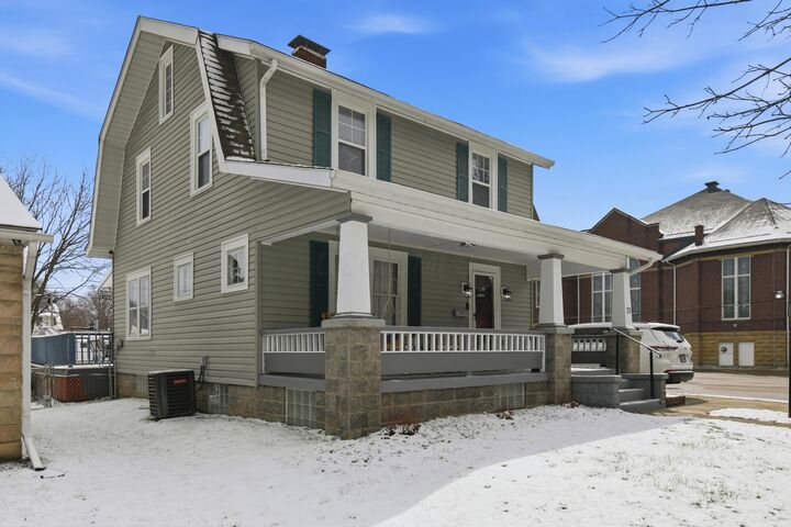 Property Photo:  30 Neal Avenue  OH 43055 