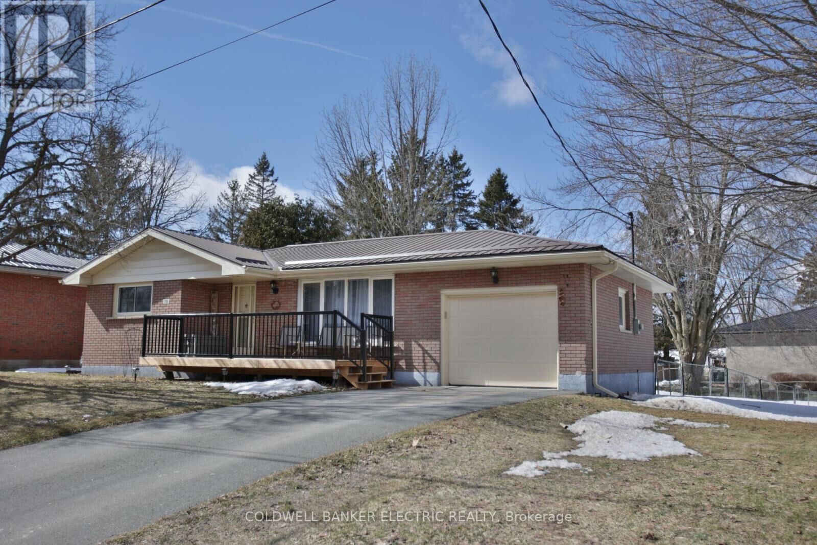 Property Photo: 116 Robert Road ON K0L 2V0