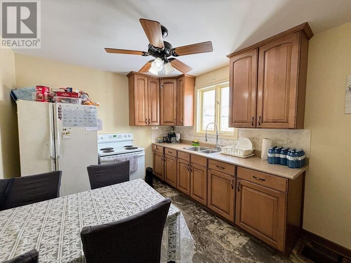 Property Photo: 16 Wenonah Dr ON P0T 2C0