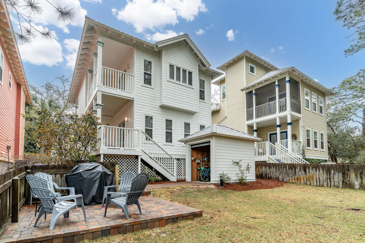 Property Photo:  278 Hidden Lake Way  FL 32459 